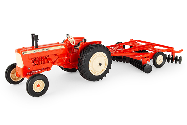 1:16 scale Allis-Chalmers D19 replica tractor with Disk